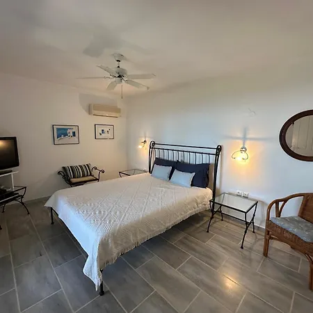 Semesterbostad Drionisi In Tzanes, Paros - 6 Guests *