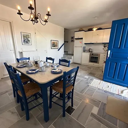 Drionisi In Tzanes, Paros - 6 Guests Semesterbostad