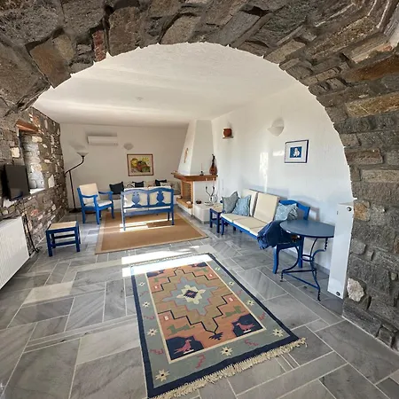 Drionisi In Tzanes, Paros - 6 Guests Semesterbostad *